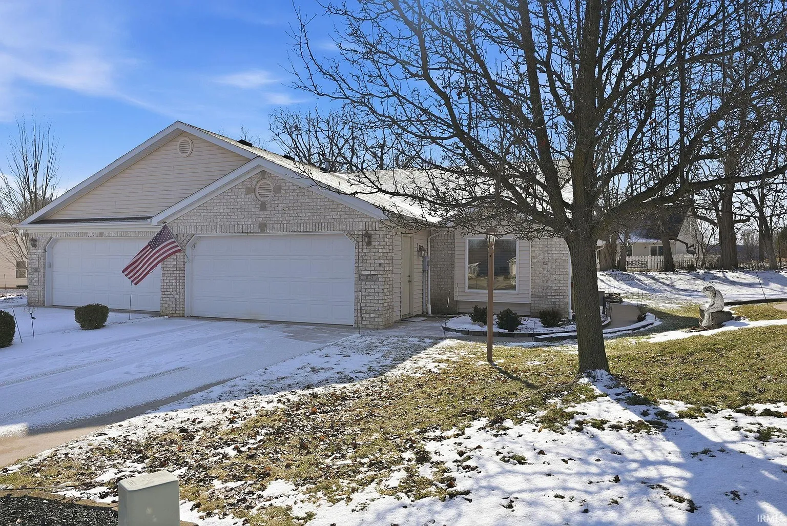 2045 Connors Ct photo 1