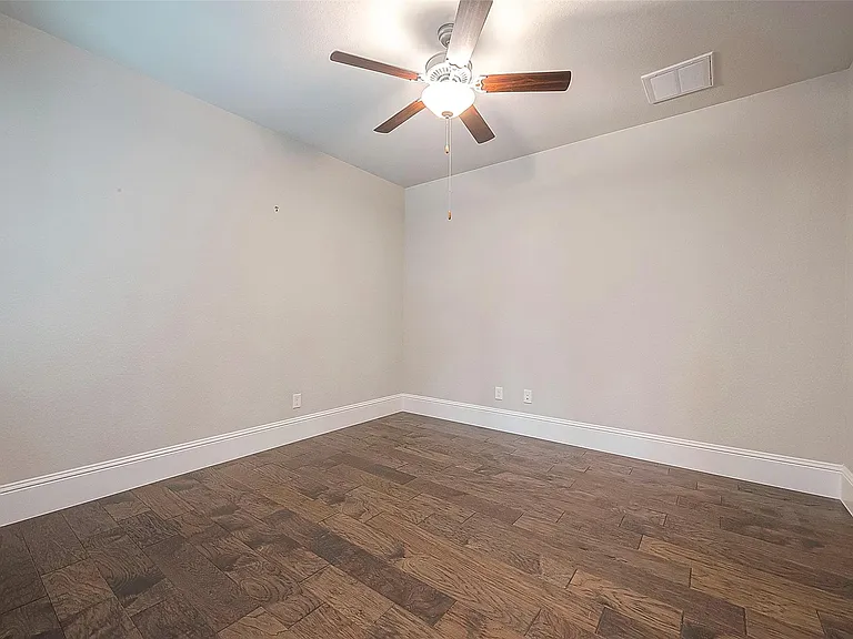 58 Canopy Green Dr — Photo 11