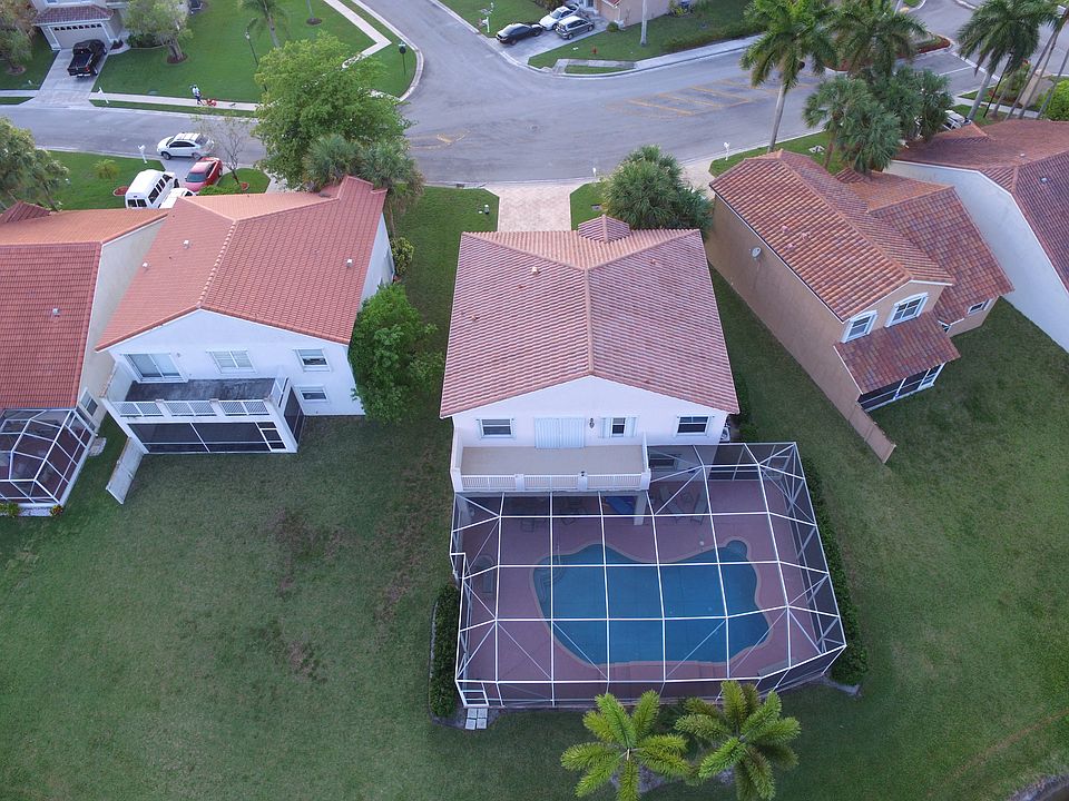 2nd image of 11226 Coral Key Dr