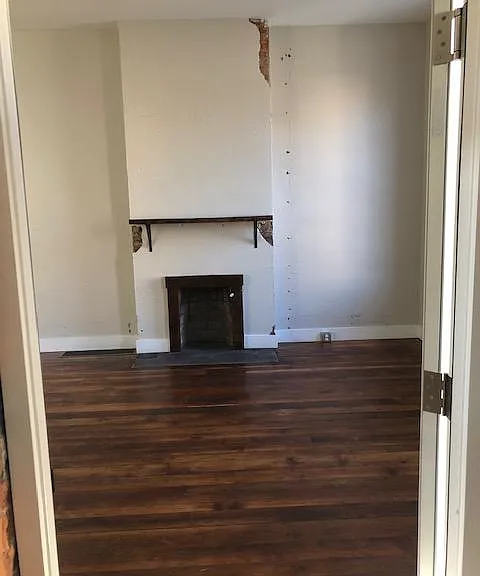 906 Saratoga St #1 — Photo 3