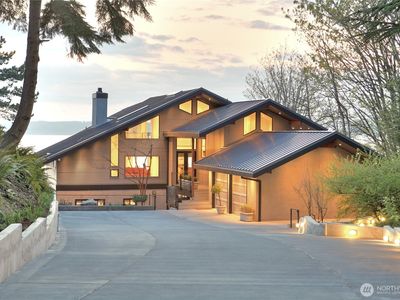 20423 10th Place SW, Normandy Park, WA, 98166