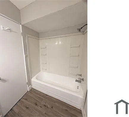 8418 Bayberry Dr — Photo 8