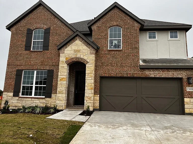 13088 Mizell Ln — Photo 1