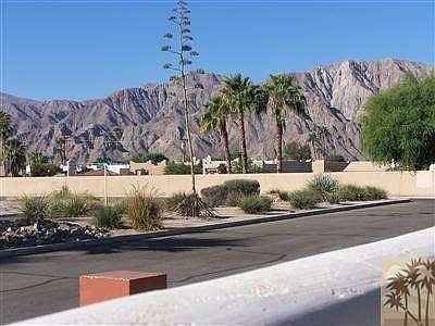 3rd image of 78550 Avenida La Fonda