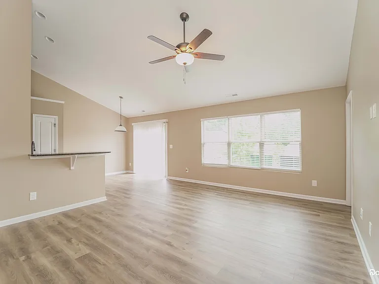 3038 Parsifal Ln — Photo 6