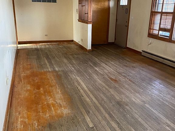 3rd image of 1300 South Blvd
