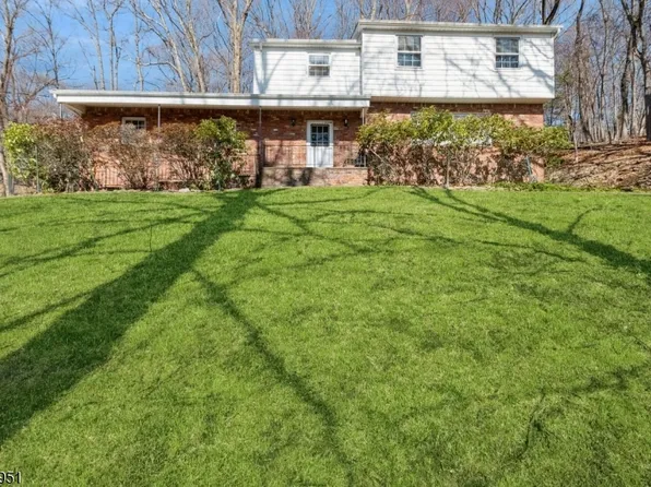 55 Raynor Rd, Morris Twp., NJ 07960