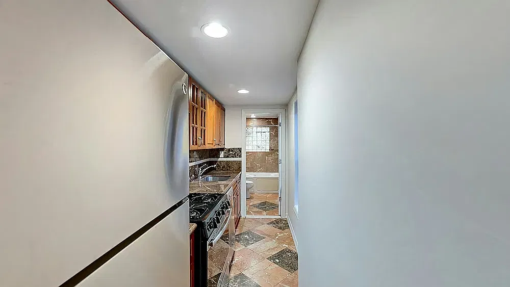 126 East 7th Street — Photo 3
