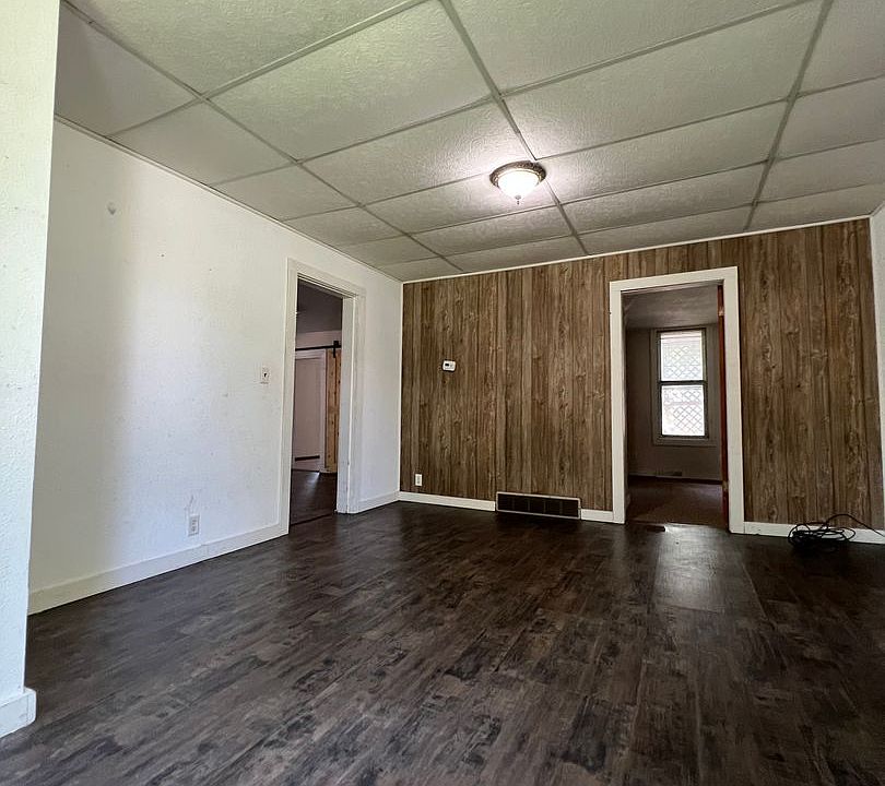 822/824 Johnson Street Apartment Rentals - La Crosse, WI | Zillow