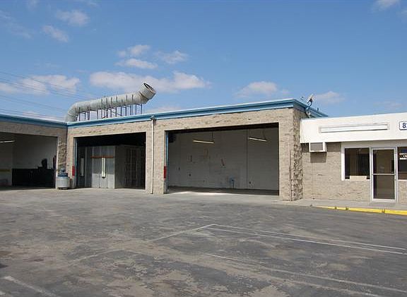 2nd image of 825 N Andreasen Dr Ste C