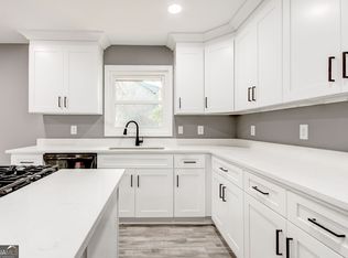 2216 Golden Dawn Dr SW, Atlanta, GA 30311