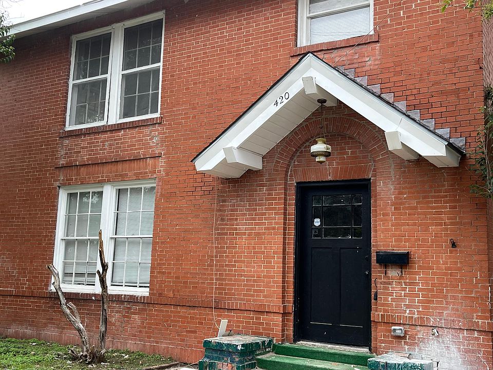 1st image of 420 Lamar St