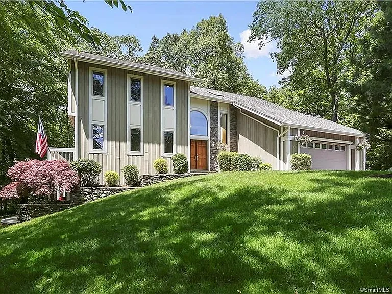 Horseshoe Ridge Rd — Photo 1
