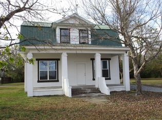 204 E Seneca St, Porum, OK 74455