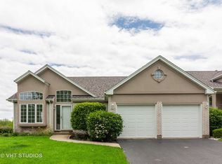 1023 W Birch Ln, Romeoville, IL 60446