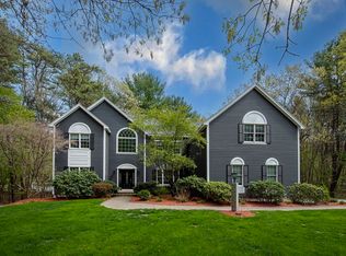 33 Coppermine Rd, Topsfield, MA 01983