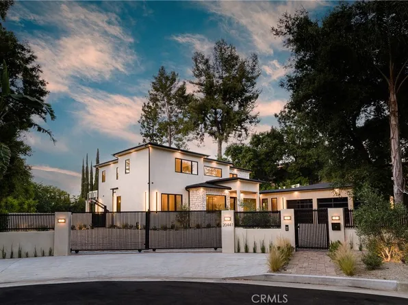 20441 Robert Pl, Woodland Hills, CA 91364