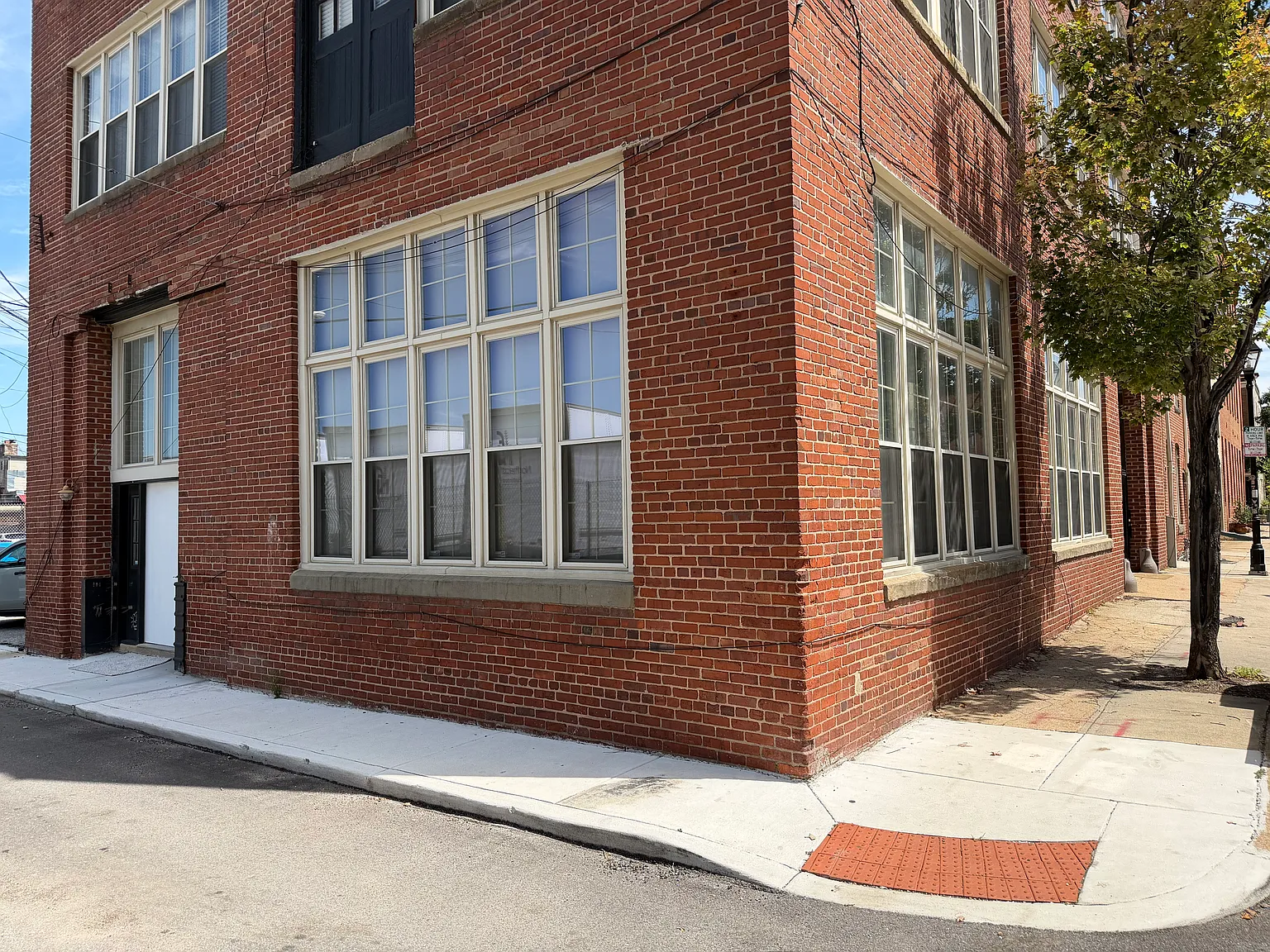 2 bed, $2,400 — Photo 2