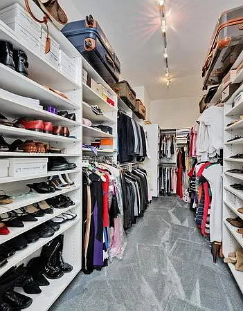 641 W Wayman St #D — Photo 10