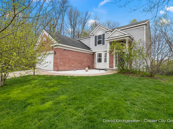 7261 Mountain Knoll Ave SE, Caledonia, MI 49316