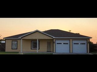 302 SW 16th St, Seminole, TX 79360