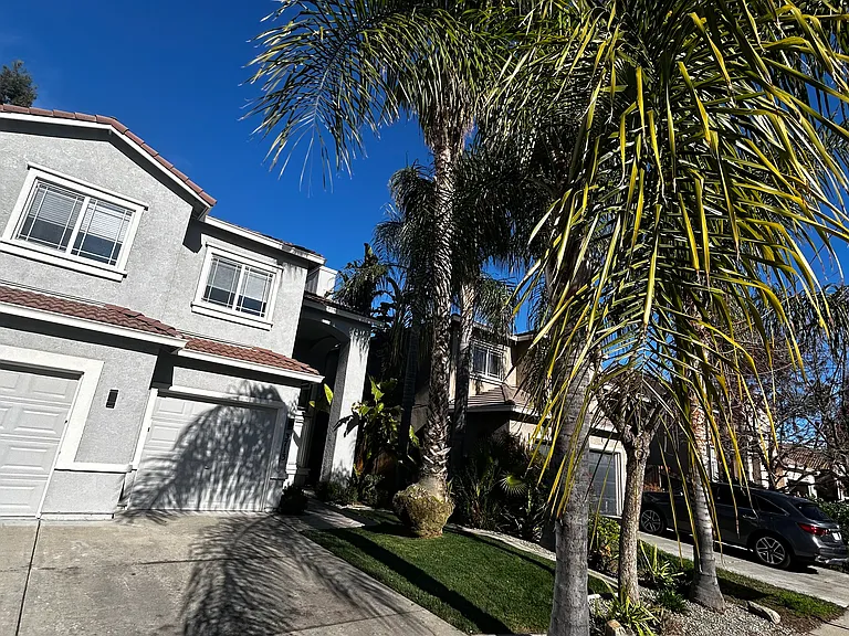 3713 Havenhurst Ct — Photo 1