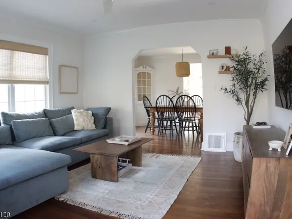 10 Western Blvd, Long Hill Twp., NJ 07933