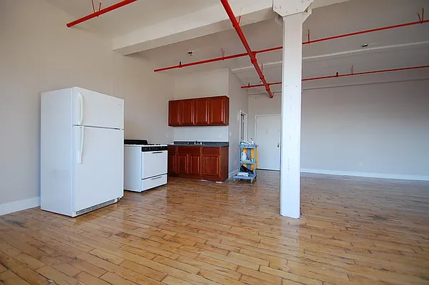 Rented by Bohemia Realty Group | media 59