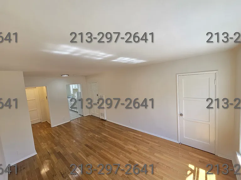 426 S Rampart Blvd #17 — Photo 2