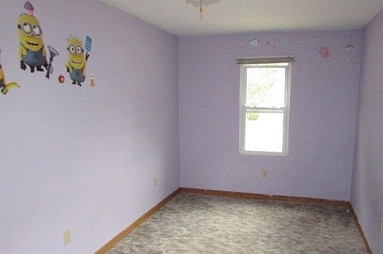 3rd image of 611 S Dean St