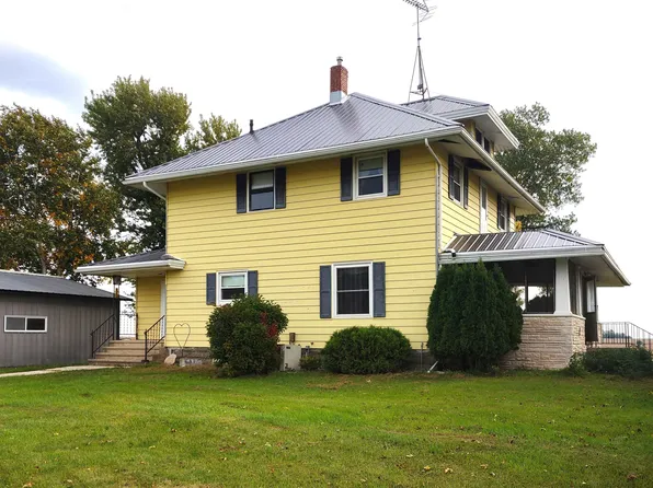 1034 10th St, Ceylon, MN 56121