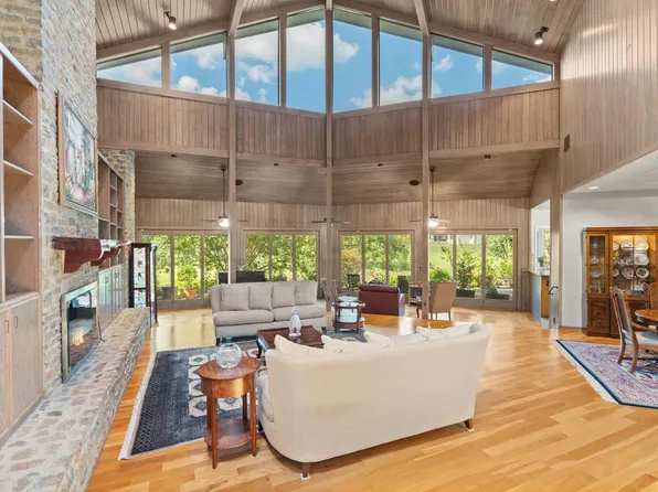 100 Silver Spur, Horseshoe Bay, TX 78657