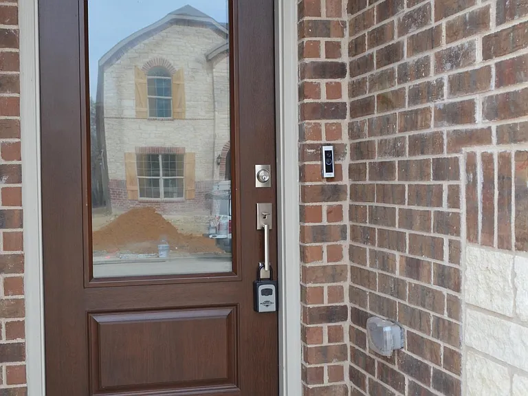7924 Lindheimer Ln — Photo 3