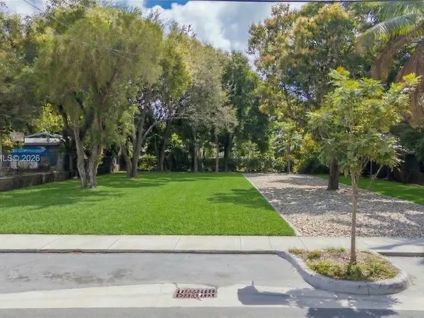 98 NE 70th St, Miami, FL 33138