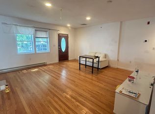 30 Cameron St APT 6, Brookline, MA 02445