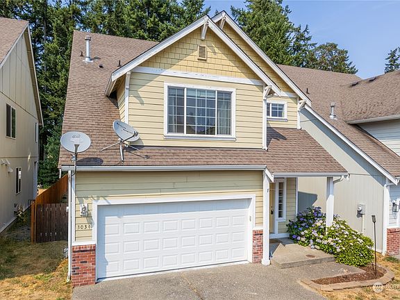 3rd image of 3034 NE Yale Way
