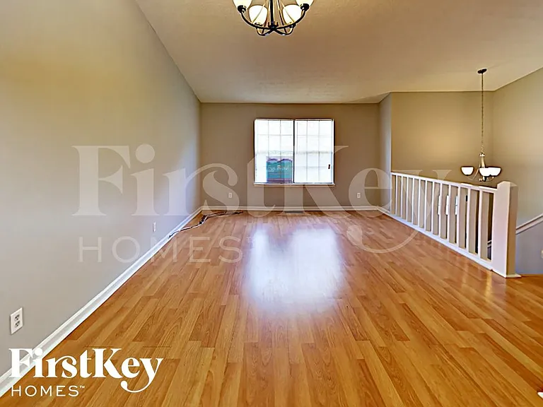 1340 Teaberry Cir — Photo 3