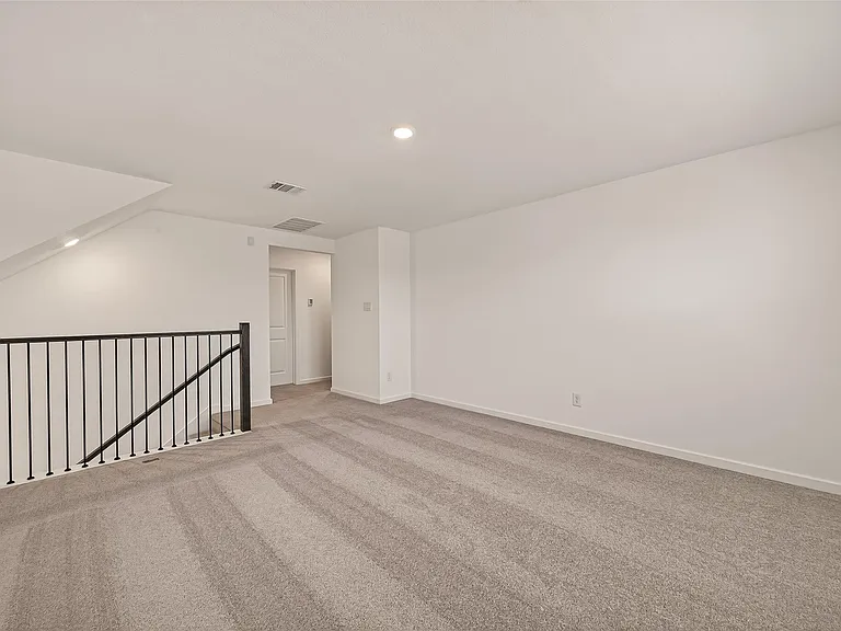 21926 Sam Raburn Dr — Photo 31