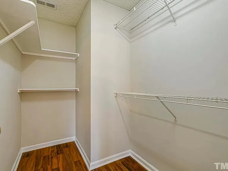 3615 Sana Ct — Photo 39