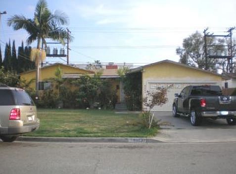 1st image of 9882 Cockatoo Ln