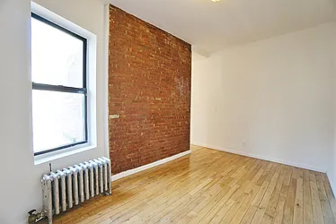 Rented by Best Apartments North Inc