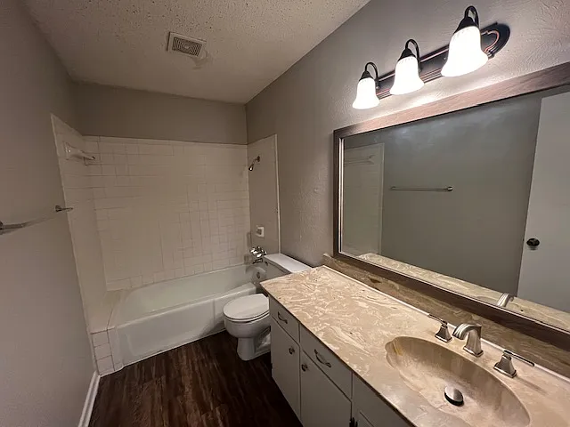 516-518 Harroun Dr #516 — Photo 5
