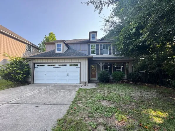 437 Lady Bug Ln, Wilmington, NC 28411