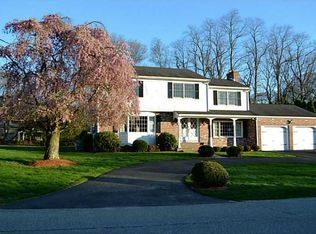 49 Aaron Ave, Bristol, RI 02809