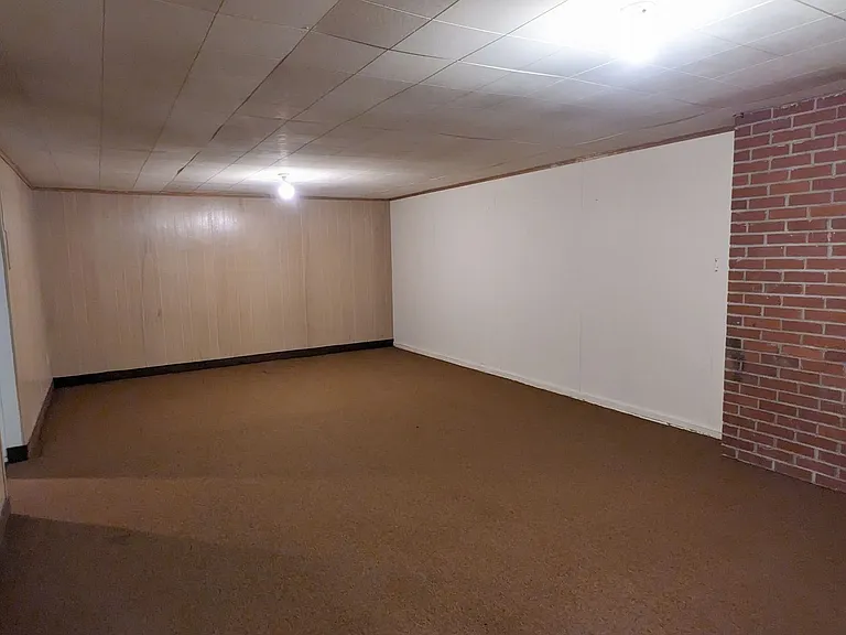 Bel Air Apartments — Photo 79