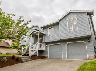 1310 SW 12th St, Troutdale, OR 97060