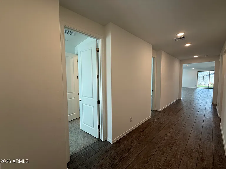 4248 W Brenley Dr — Photo 6