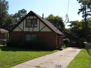 1932 Vanstory St, Greensboro, NC 27403