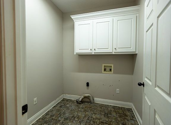4th image of 46 Cottonwood Dr