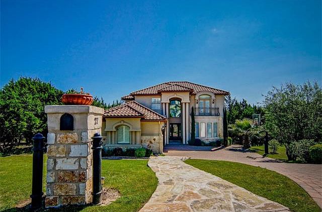 1st image of 27 Autumn Oaks Dr